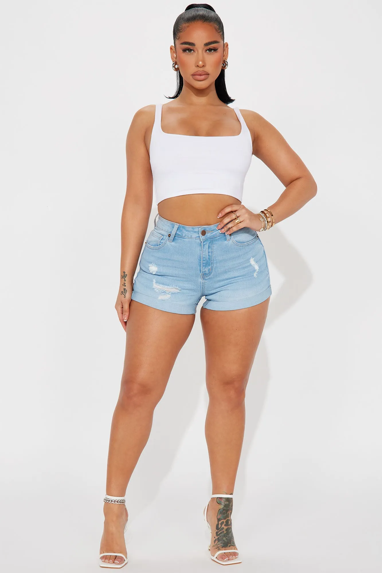 90s Mom Stretch Ripped Denim Shorts - Light Wash