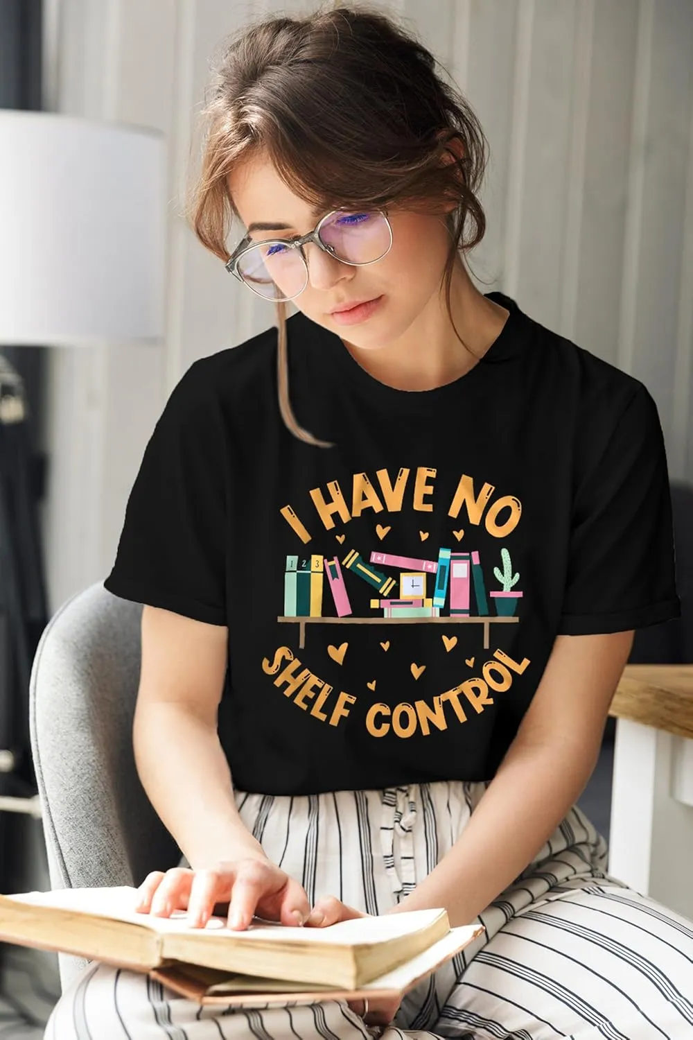 Book Lovers T-Shirt Women I Have No Shelf Control Graphic Tee Reading Shirt Cute Book Lover Gift Teacher Shirts