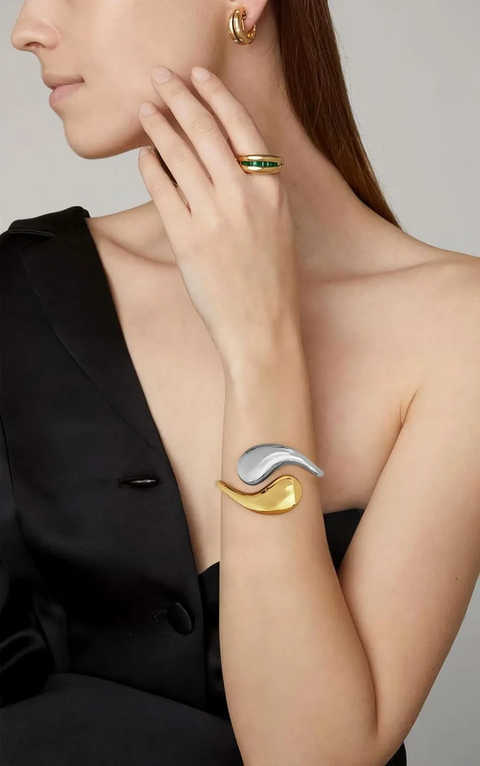 Chunky Gold Bangle Bracelets for Women Trendy Wide Hinged Open Cuff Bangle Bracelet Boho Thick Statement Gold Bracelets Am Cuff Wist Bracelets