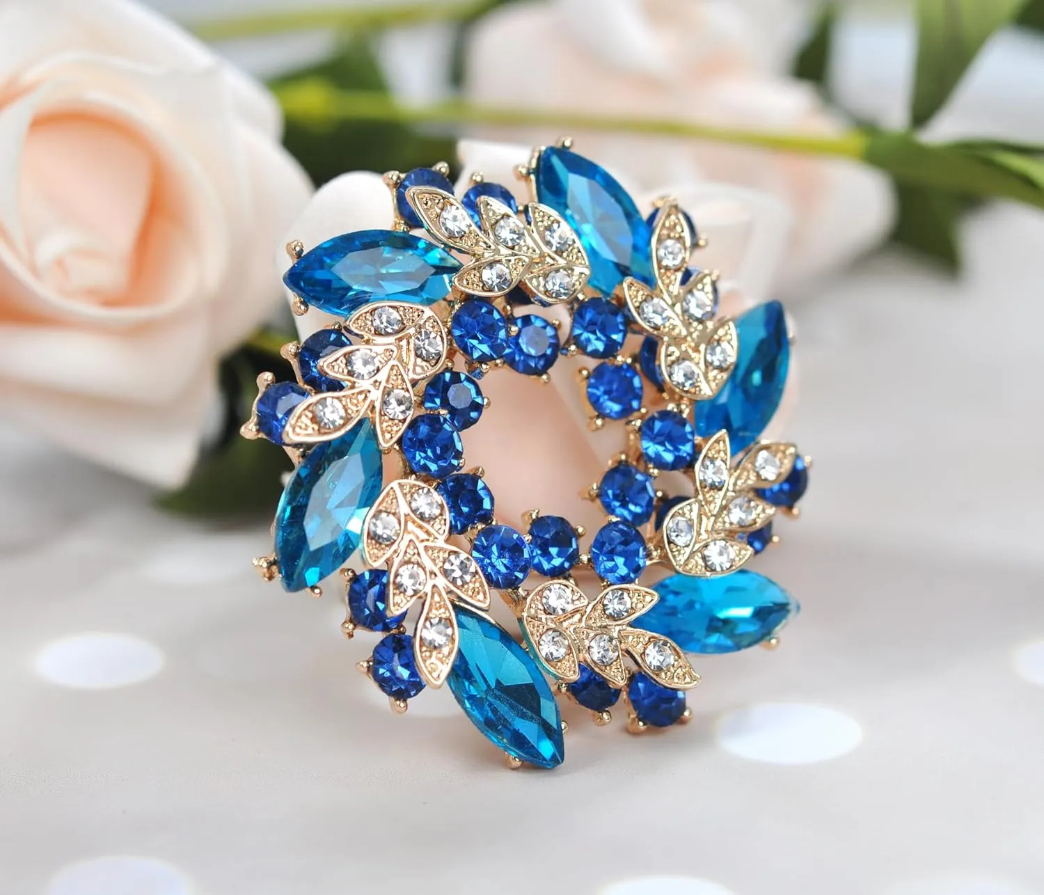 Gyn&Joy Leaf Floral Wreath Brooch Pin