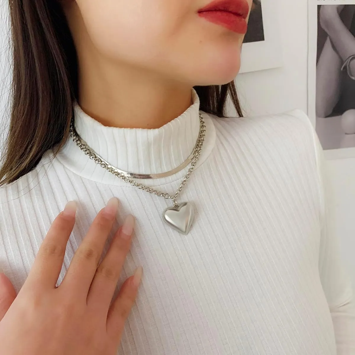 Layered Chunky Heart Choker Necklace - Gold Plated Heart Pendant Herringbone Snake Chain Y2K Grunge Jewelry Gifts for Women