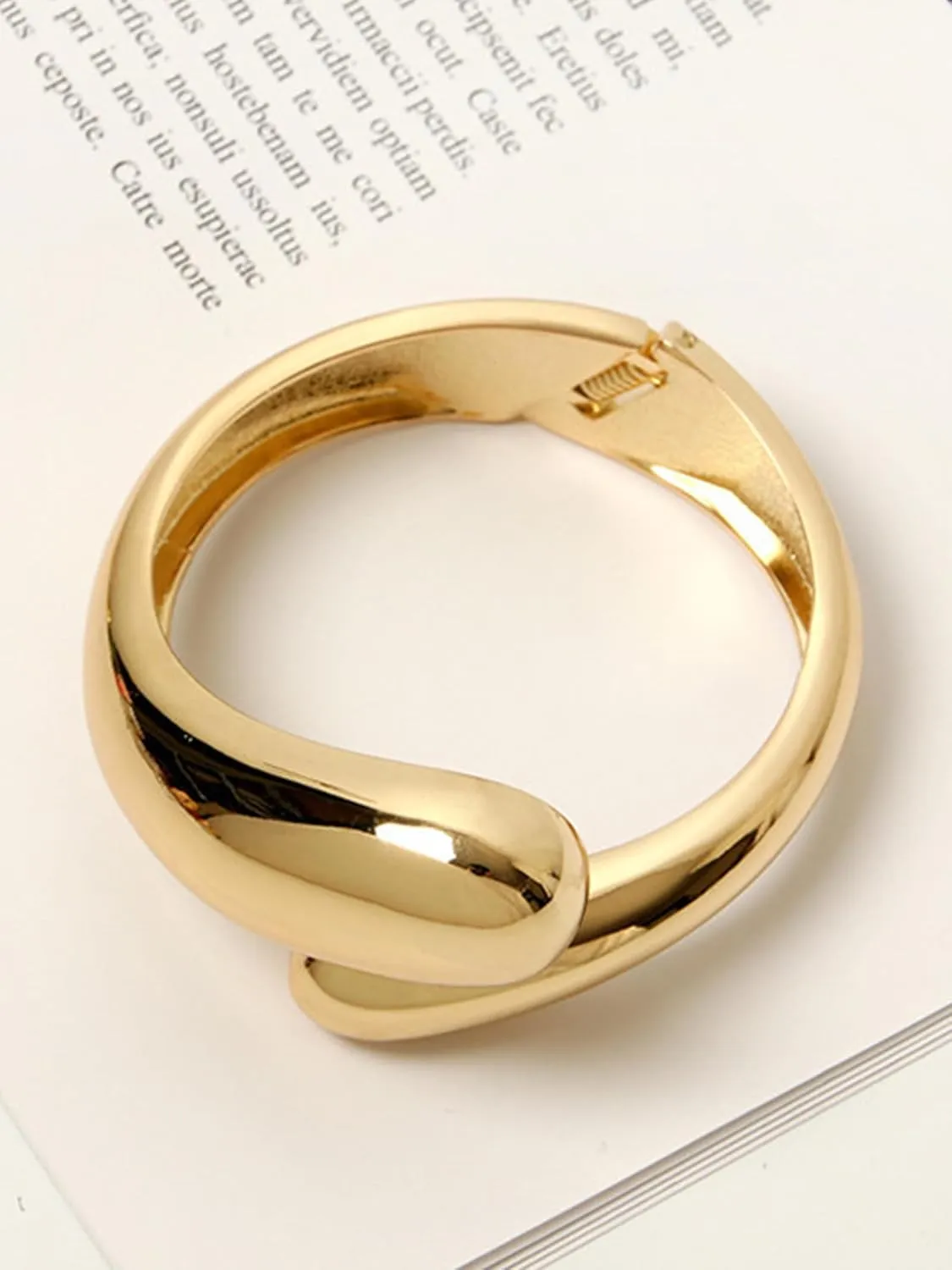 Long tiantian Gold Bracelets for Women, Gold Bangles for Women Chunky Bangle Bracelets for Women Bracelets Stack Tarnish Free Gold Jewelry Set of 3 for Women Accessories for Her Gifts