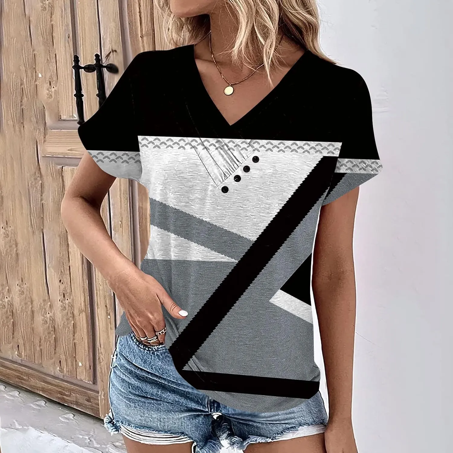 Tops for Womens Plus Size Short Sleeve Casual Pullover V Neck Fashion Blouse Tees 2024 Summer Button Printed T Shirt