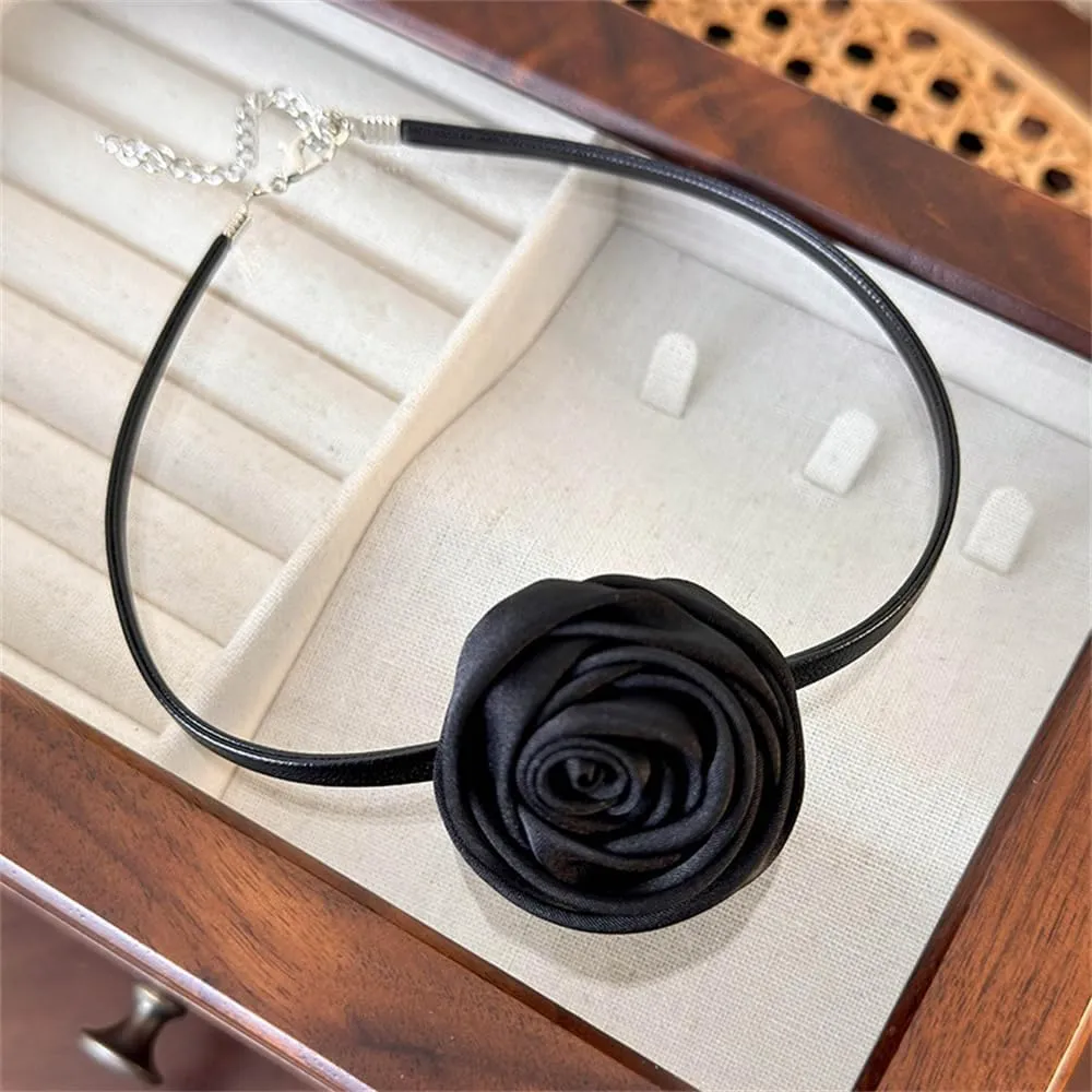 Trendy Rose Flower Choker Necklace for Women Elegant Cloth Fabric Floral Collarbone Necklaces Statement Wedding Adjustable Jewelry