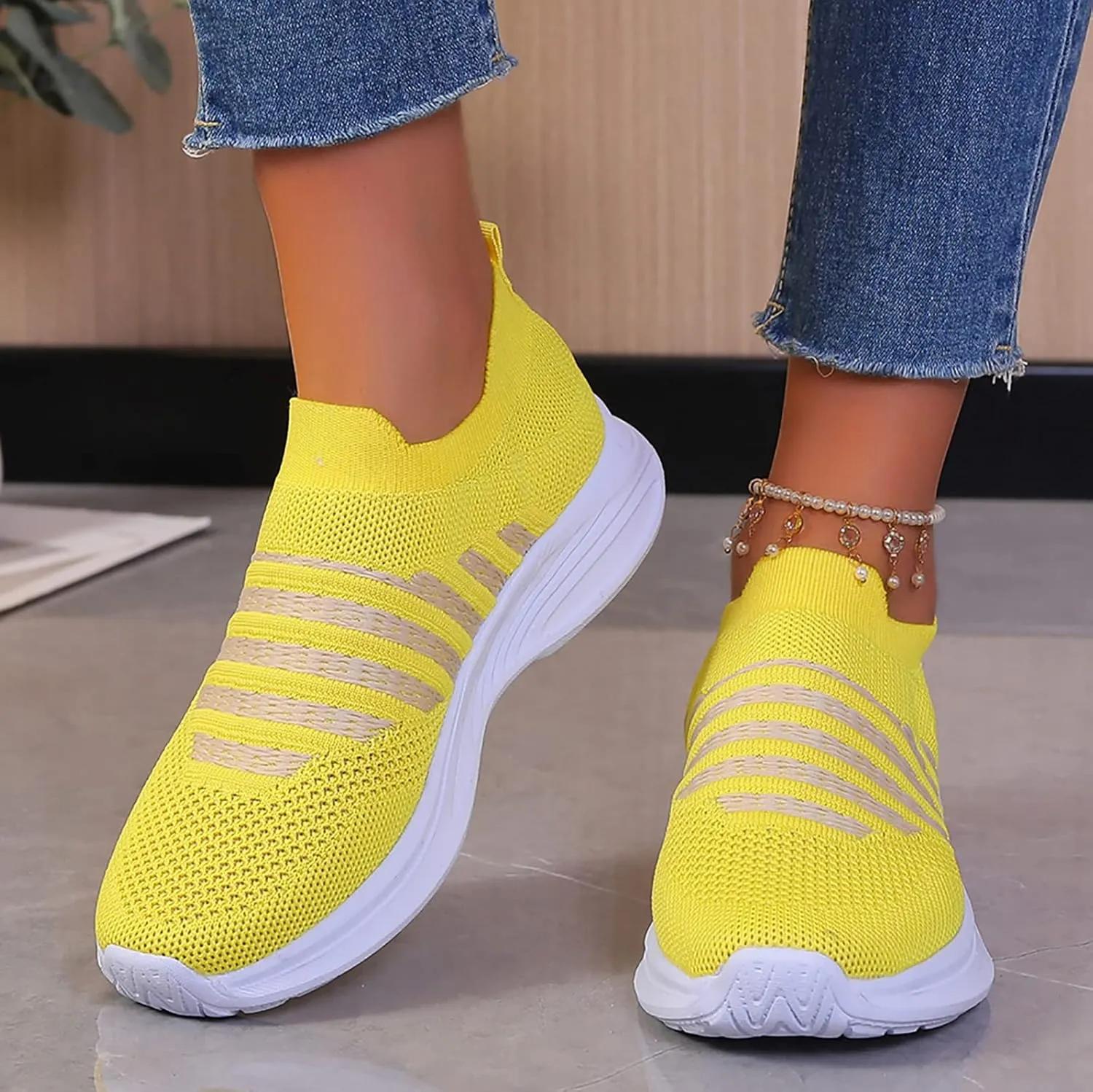 Womens Breathable Fly Woven Mesh Athletic Pumps Running Shoes Tennis Hiking Trainers Ankle Boots Fashion Sports Footwear Size 35