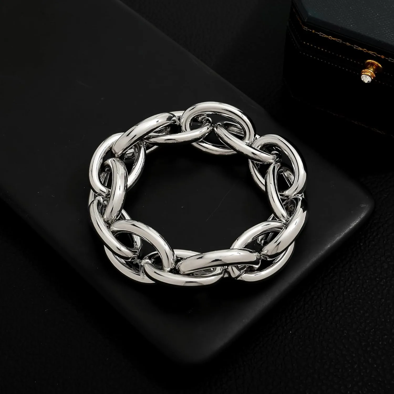 WOWORAMA Chunky Chain Bracelet for Women Adjustable Elastic Stretch Link Bracelets Thick Chunky Link Statement Bracelet Gold/Silver