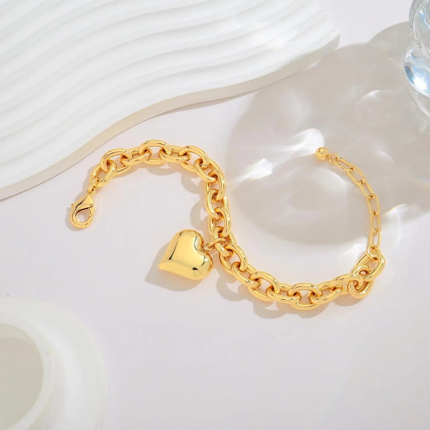 WOWORAMA Gold Heart Bracelets for Women Gold Chunky Link Chain Bracelet Puffy Heart Charm Bracelet Adjustable Thick Chunky Gold Bracelets