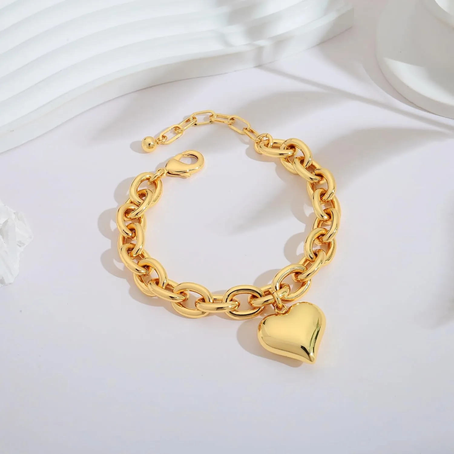 WOWORAMA Gold Heart Bracelets for Women Gold Chunky Link Chain Bracelet Puffy Heart Charm Bracelet Adjustable Thick Chunky Gold Bracelets
