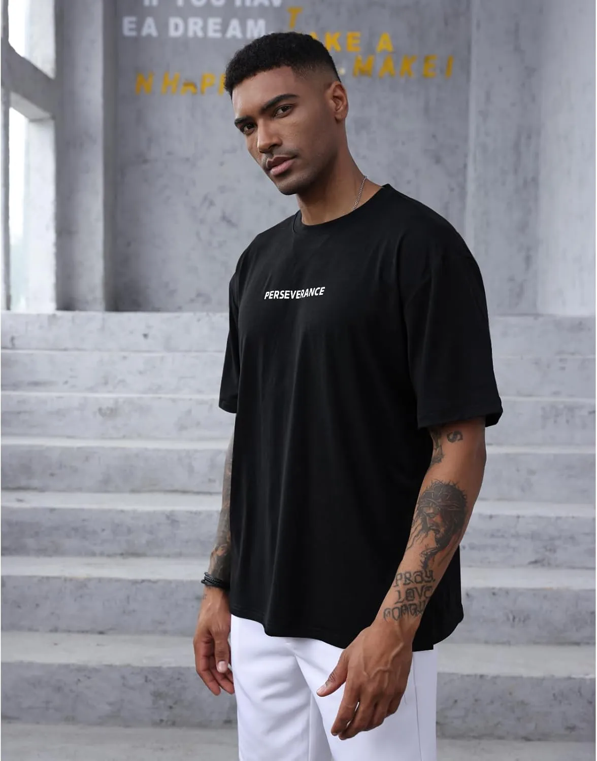 YawYews Mens Fashion Athletic T-Shirts Short Sleeve Casual Tee Plain Loose Workout Gym Streetwear Shirts